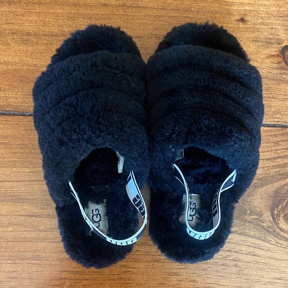 UGG Kids Black Fluffy Slides